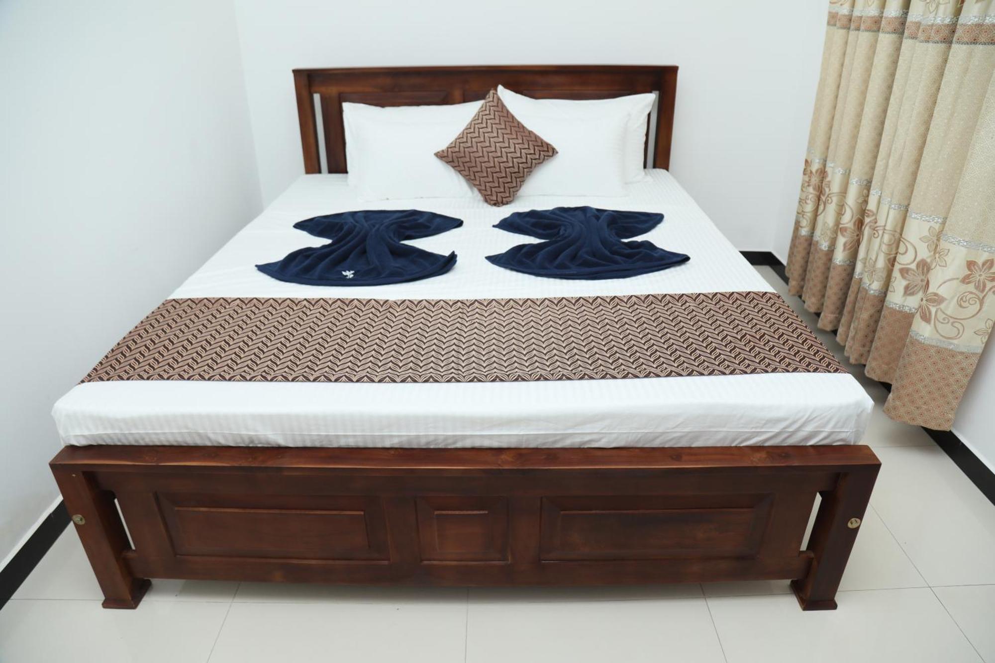Crystal Wave Holiday Resort Polhena Matara Extérieur photo